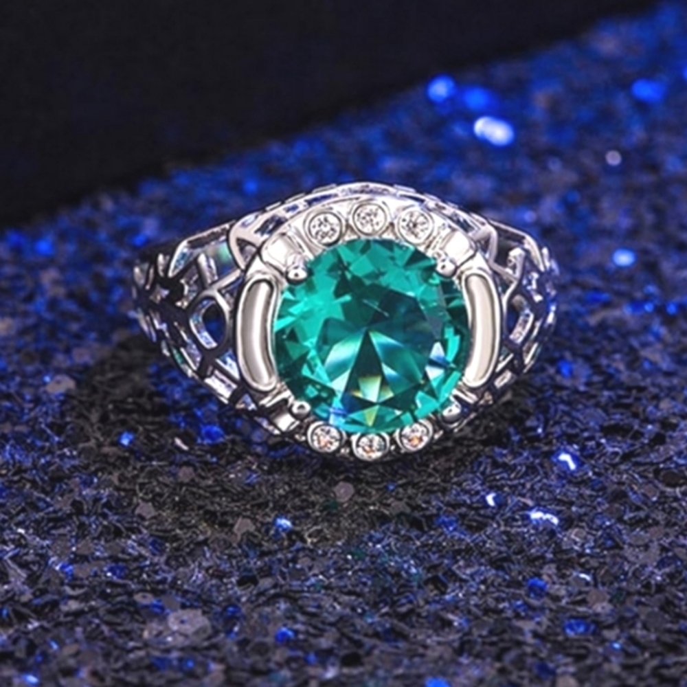 Elegant 925 Silver and Green Gemstone Ring Sz 10